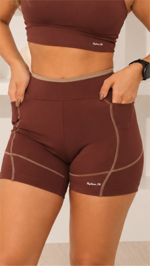 Short Íris