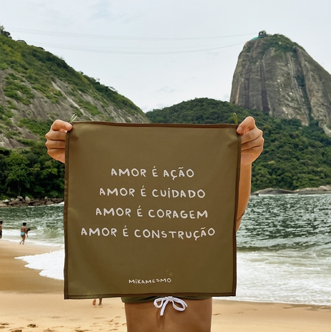 Amor é ação - comprar online