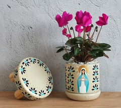 Kit nina: Virgen milagrosa en internet