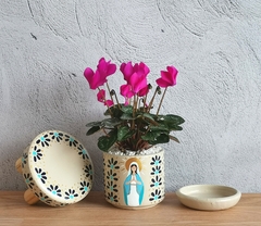 Kit nina: Virgen milagrosa - Floramarillo