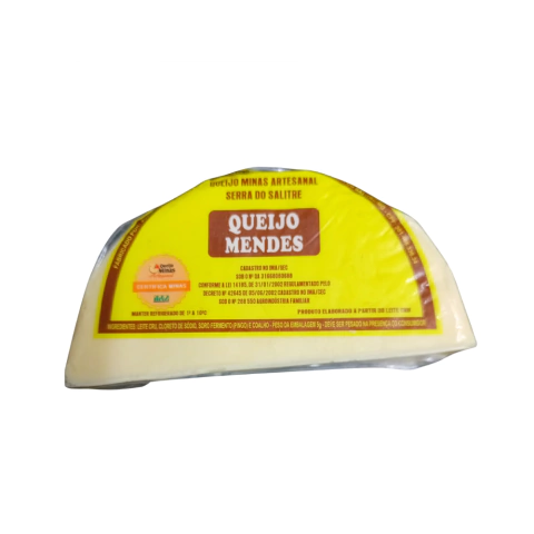 Queijo Mendes meia lua peça pedaço embalagem a vácuo