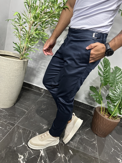 Calça alfaiataria masculina sarja ajuste lateral 6 cores - comprar online