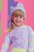 Gorro infantil kukiê em tricot cinza, detalhe love e pompom