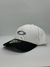 BONE OAKLEY TINCAN/WHITE BLACK/BW/FLAG PRINT na internet