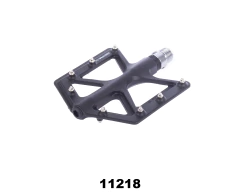 PAR DE PEDALES BMX/DOWNHILL CARBONO - A RULEMANES - CON PINES CAMBIABLES - ZERAY en internet