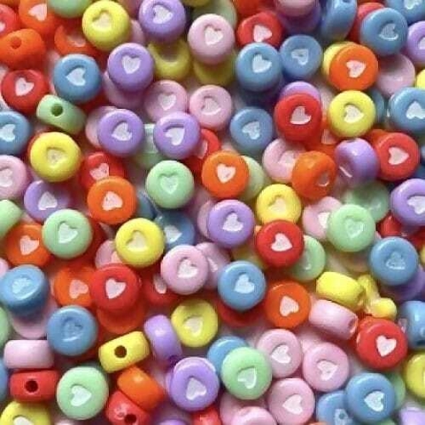 Miçanga Entremeio Coração Colorido Mix 7mm