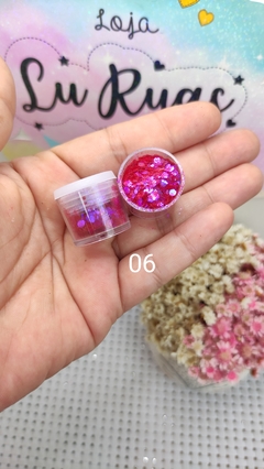 GLITTER