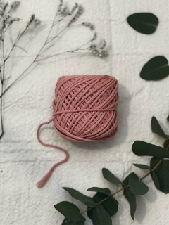 HILO DE ALGODON DE 20 HEBRAS X UNIDAD, COLOR ROSA NUDE