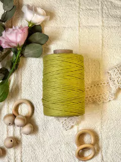HILO DE ALGODÓN DE 36 HEBRAS COLOR VERDE MANZANA