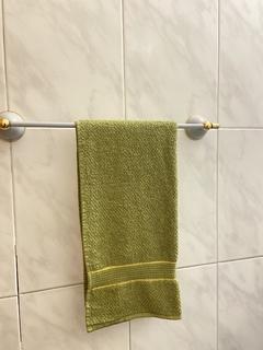 Toalla de mano 70x40 verde oliva - comprar online