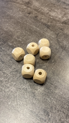 Dadito de madera 16 mm x 10 unidades en internet