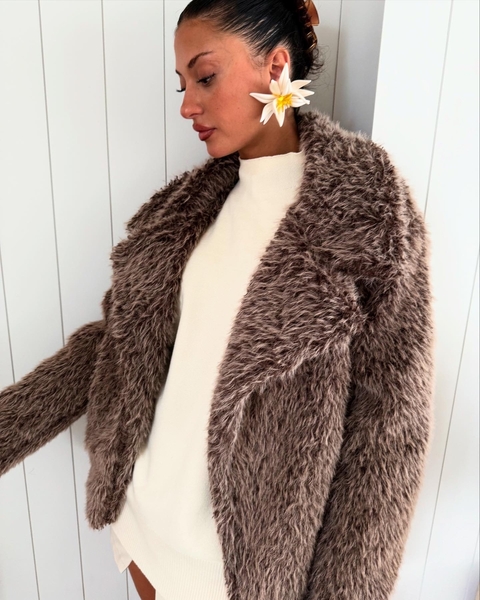 Aw25 | the Velvet mocha coat - comprar online