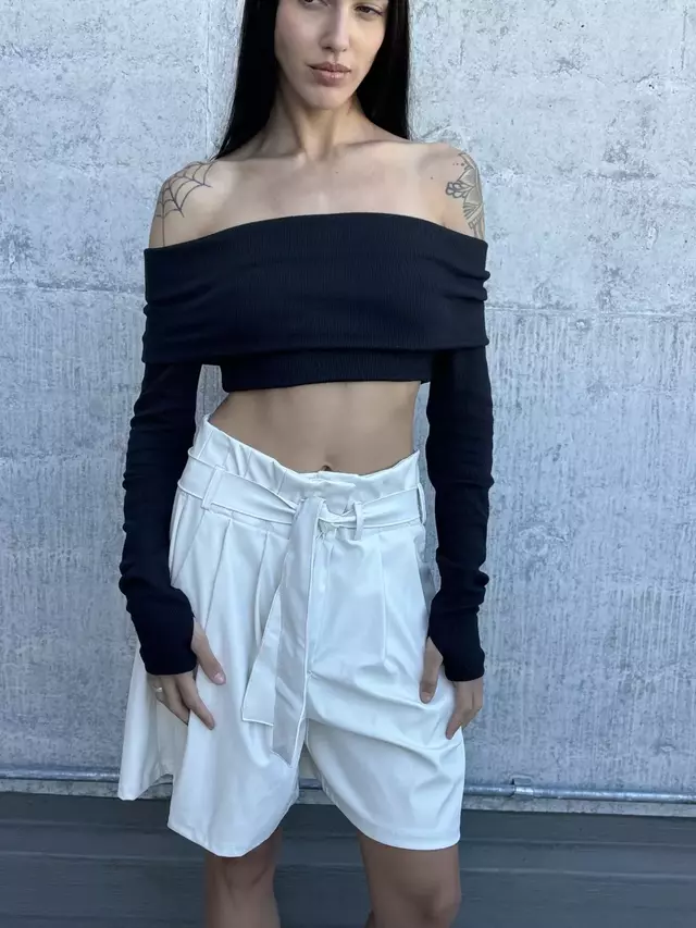 Aw24| The Ivy Short thumbnail 2