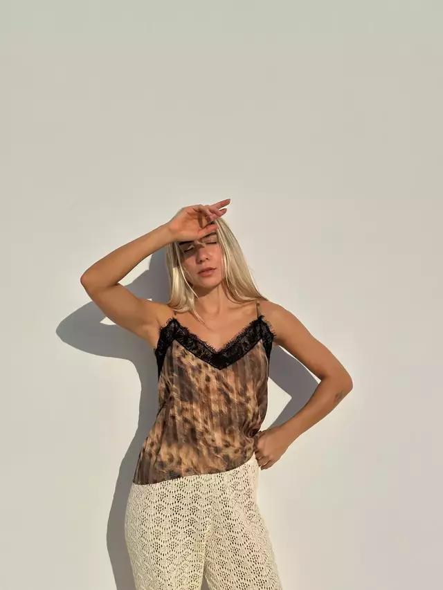 Ss25 the Anie print top thumbnail 2