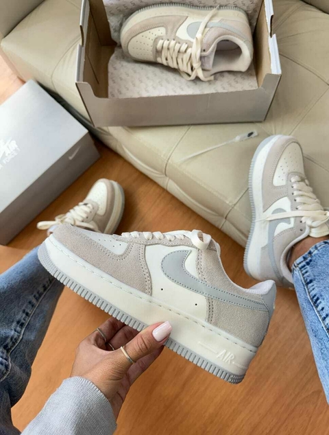 TÊNIS AIR FORCE EM COURO CINZA - comprar online