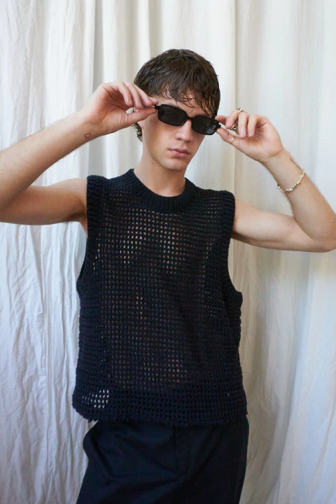 Musculosa Crochet Negra - comprar online