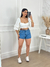 Shorts mom com cinto caramelo