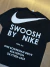 Camiseta NK Swoosh Streetswear Premium - Preta - loja online