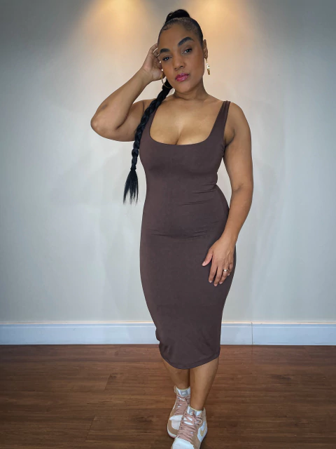 VESTIDO CLOE FORRO DUPLO REGATA MARROM - comprar online