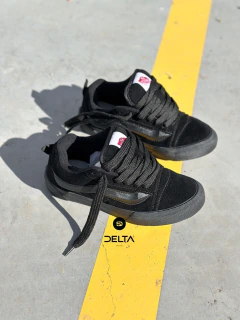 VANS KNU SKOOL #681