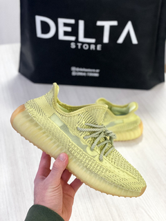 Imagen de YEEZY BOOST 350 #135