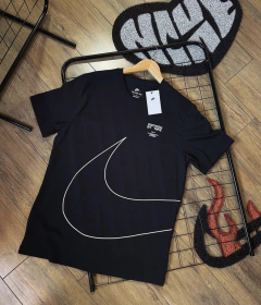 Camisa Nike Swoosh By Nike SportWear