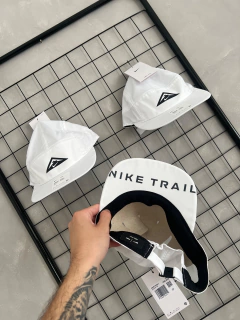 Boné Nike Dri-FIT Trail AW84 Unissex - kennaistore