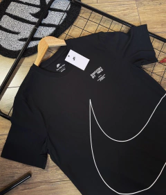 Camisa Nike Swoosh By Nike SportWear - comprar online