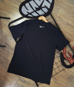 Camisa Nike Swoosh By Nike SportWear - kennaistore