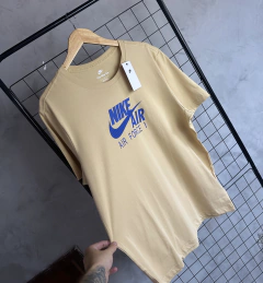 Camisa Nike Air Force - Dourado