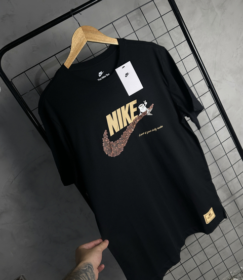 Camisa Nike SportWear - Coffe TEE