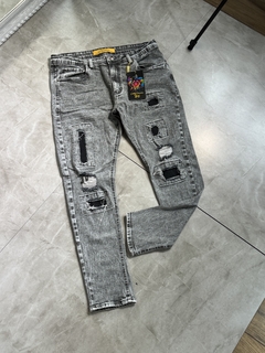 Calça Jeans Jogador - Cinza Patchs (2400230)