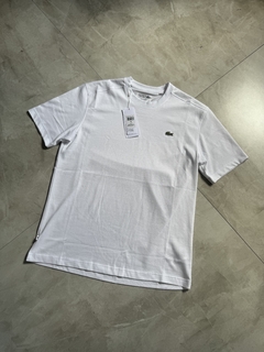 Camisa Lacoste Clássica - Gola Reforçada - comprar online
