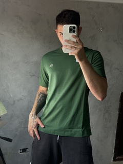 Camisa Lacoste Clássica- Gola reforçada (Verde)
