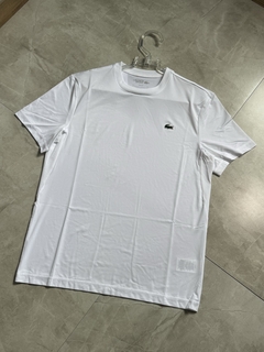Camisa Lacoste Sport - Branca (Croco Emborrachado)
