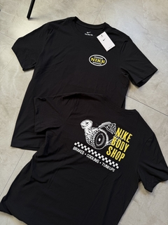 Camisa Nike Body Shop - Sneak Start - comprar online