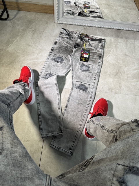 Calça Jeans Modelo Jogador - Cinza Patch ( 2520067)