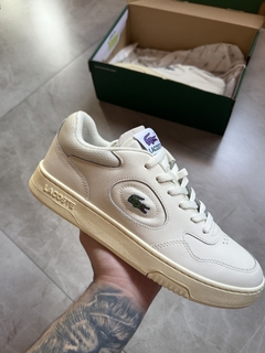 Tenis Lacost Court Sneakers - Off White na internet