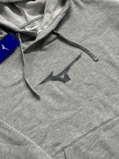 Moletom Mizuno - Logo (Cinza) na internet
