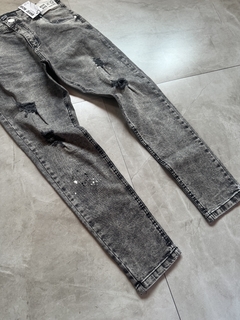 Calça Jeans Modelo Jogador - Cinza Mescla na internet