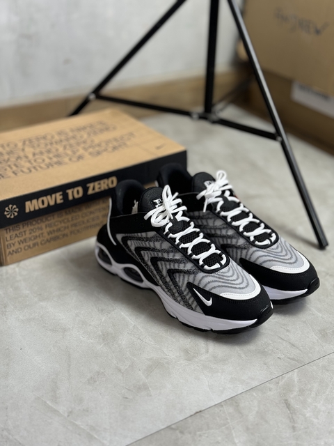 Air Max TW - Black & White
