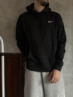 Moletom Nike Mini Swoosh - Preto
