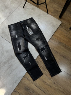 Calça Jeans - Preta com Rasgos (Jogador)