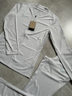 Conjunto Nike Dri Fit - 2025 (Ice Frozen) - kennaistore
