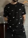 Camisa Nike - Multiple Icons