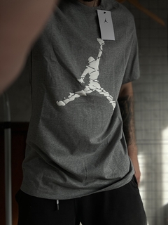 Camisa - Jordan Big Logo Alto Relevo na internet