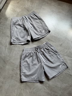 Shorts Nike Woven - Cinza (2025)