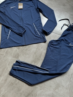 Conjunto Nike Dri Fit Academy 2021 - Azul na internet