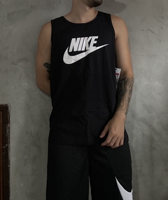 Regata - Nike Icon