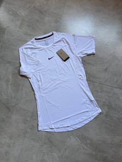 Camisa Nike Pro Branca 2025 - comprar online